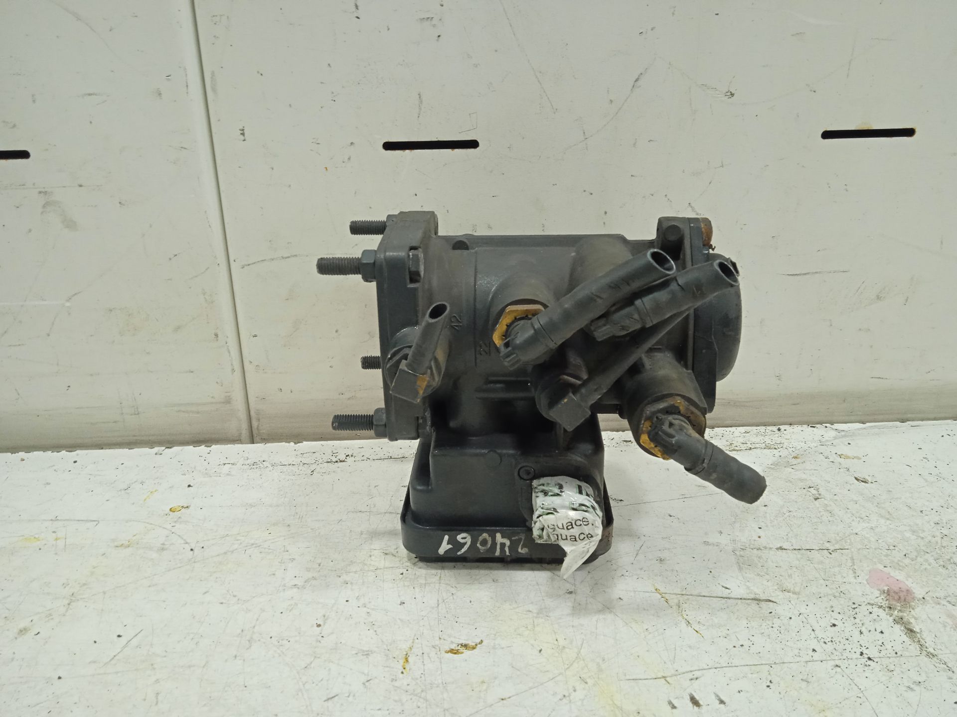 1161 mercedes-benz actros 4 2-ejes bm 963 (2011) 18xx 4x2 szm l bigspace