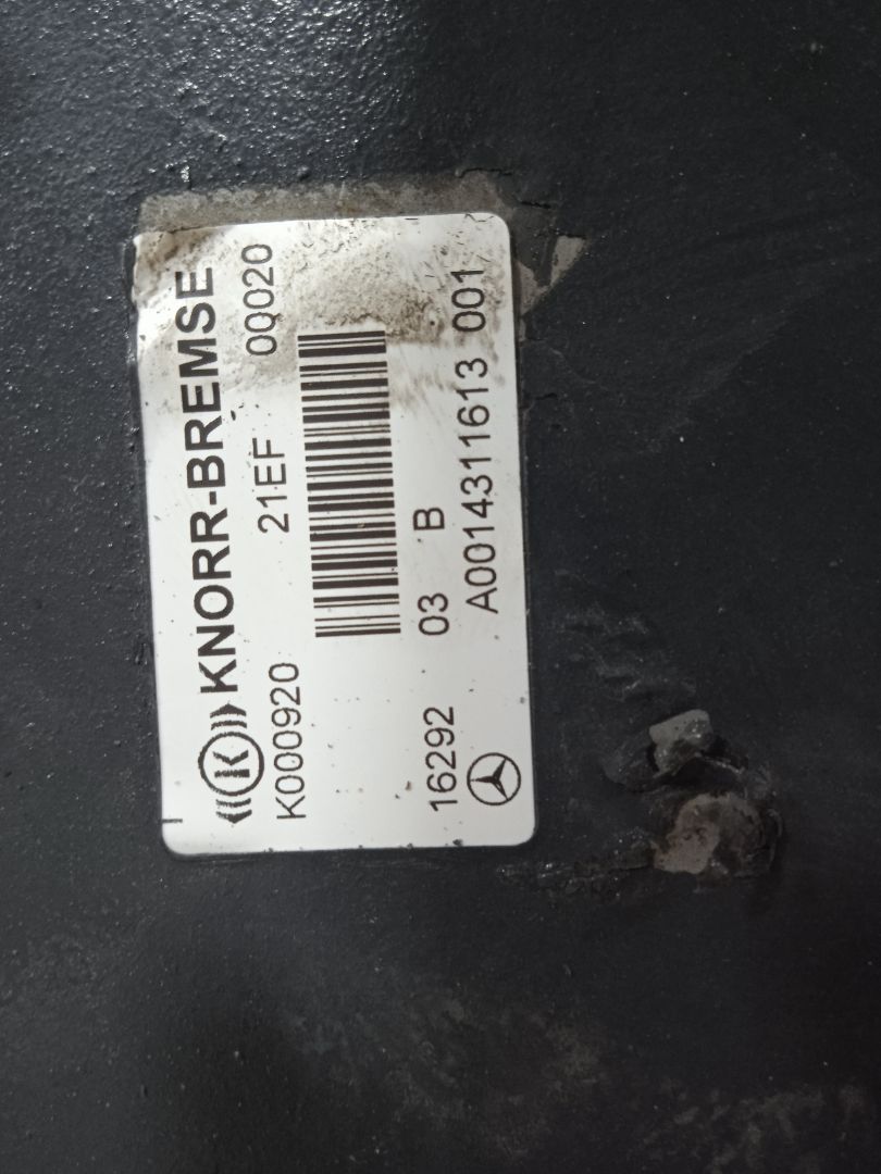 1161 mercedes-benz actros 4 2-ejes bm 963 (2011) 18xx 4x2 szm l bigspace