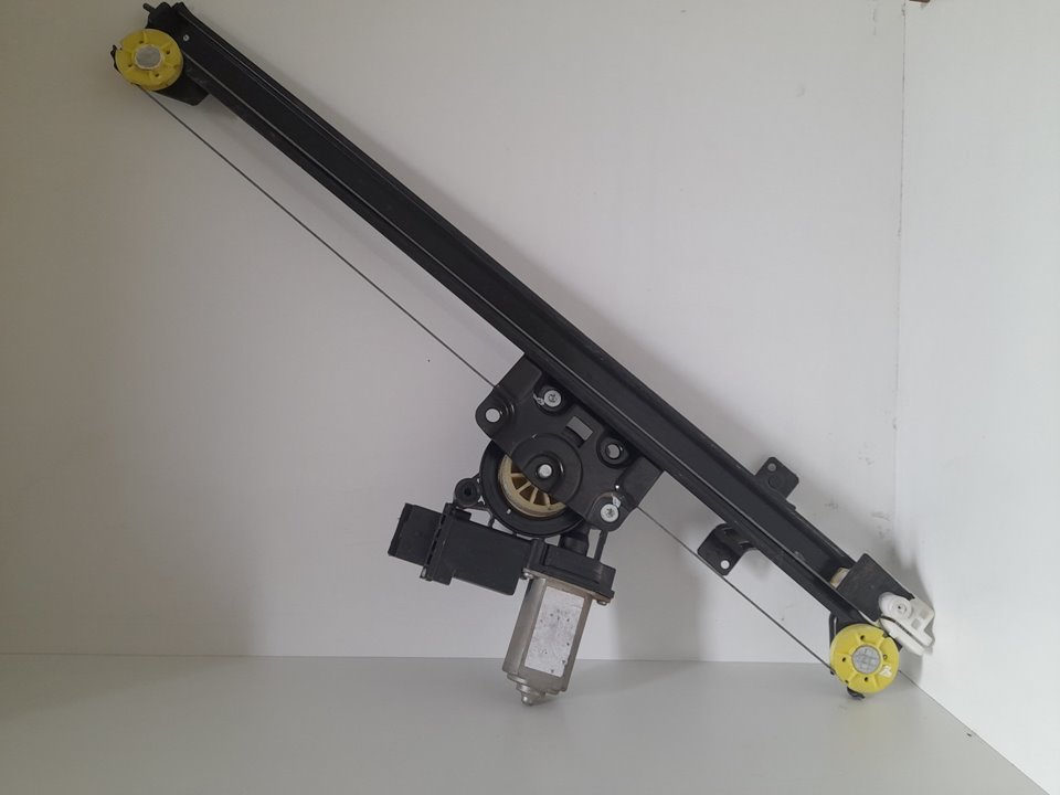Elevalunas delantero izquierdo 130 (rs: 3000 mm)