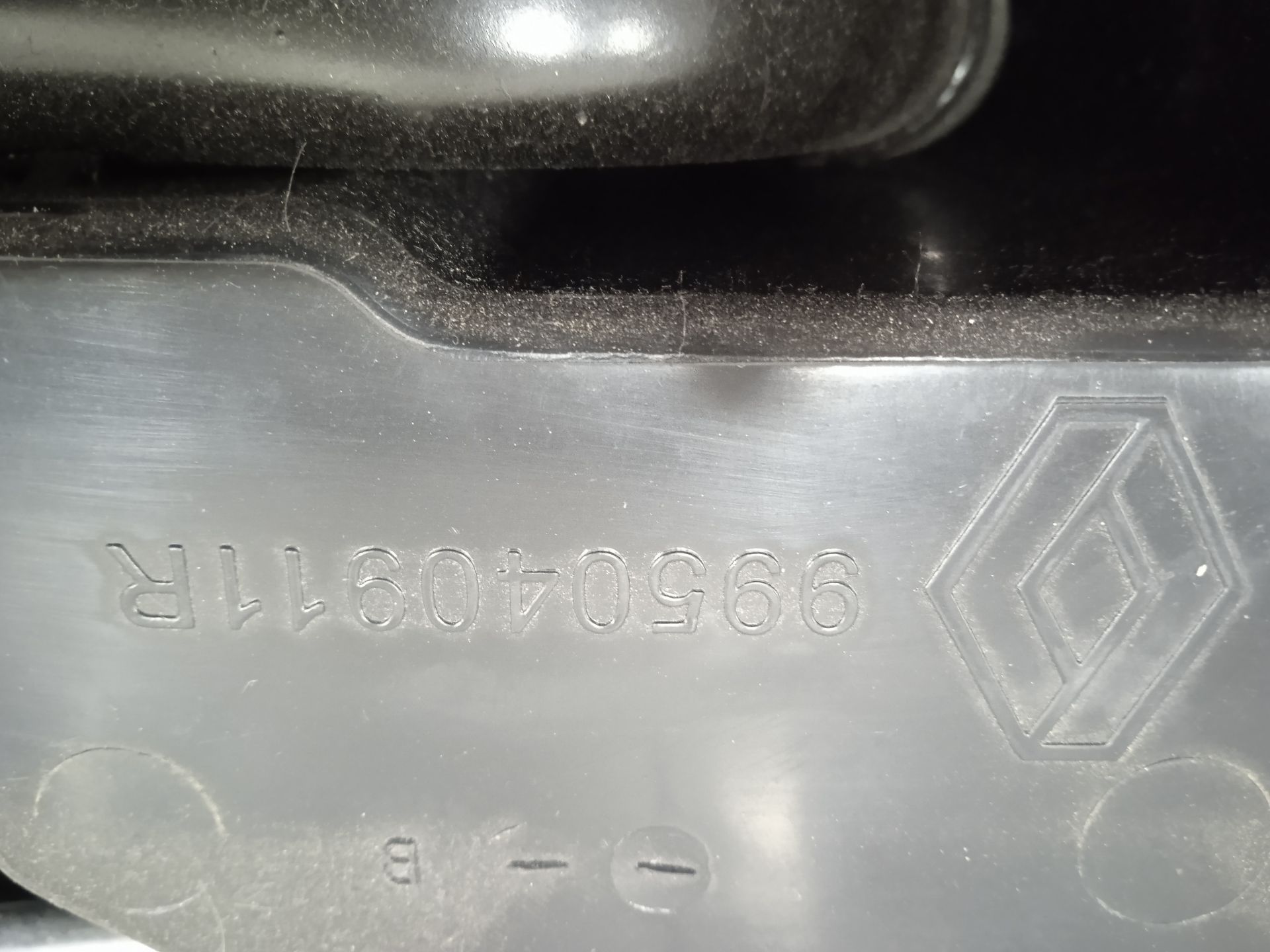 160p                                         995040911 renault captur i sedition