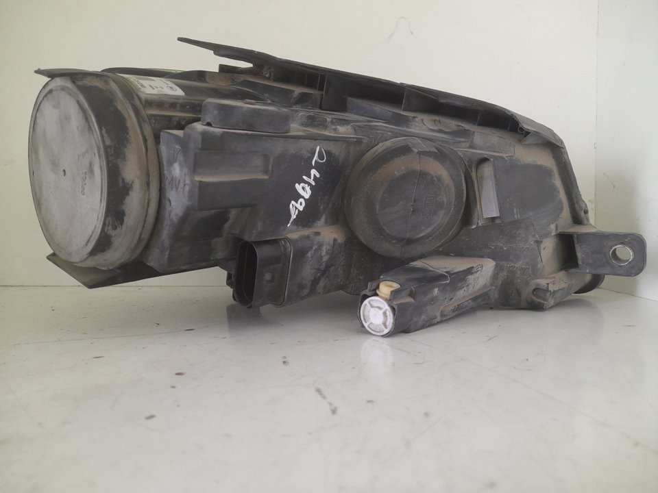 Faro izquierdo volkswagen passat variant (3c5) edition