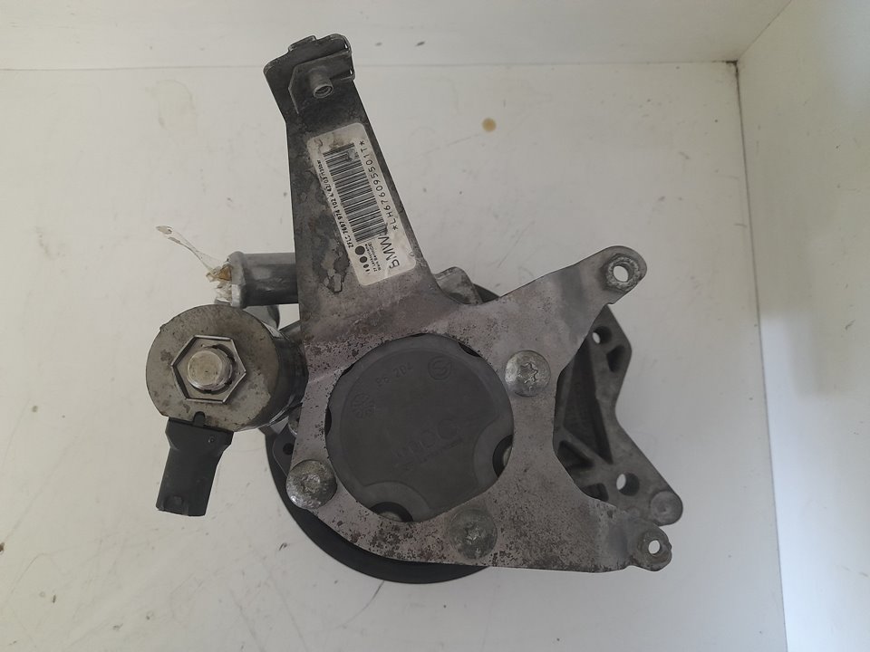 Bomba direccion bmw serie 5 berlina (e60) 530d