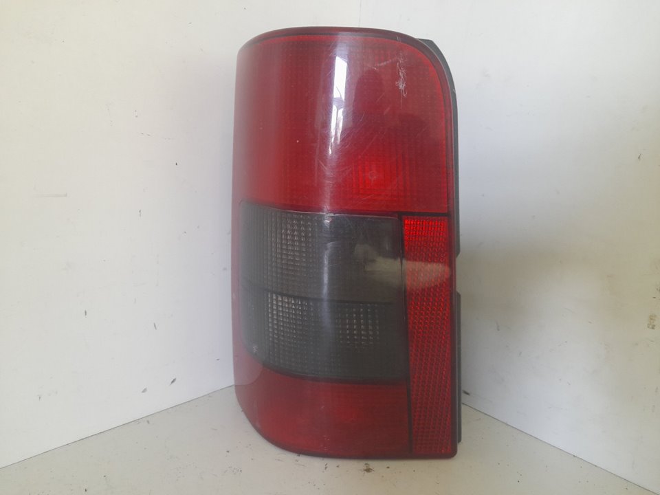 Piloto trasero izquierdo citroen berlingo 1.9 600 d furg.