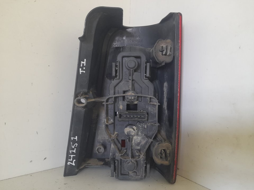 Piloto trasero izquierdo citroen berlingo 1.9 600 d furg.