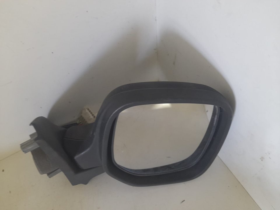 Retrovisor derecho citroen berlingo 1.9 600 d furg.