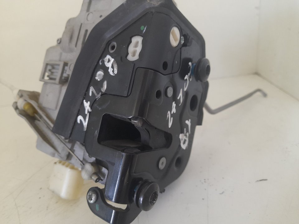 Cerradura puerta trasera derecha volkswagen passat berlina (3c2) advance