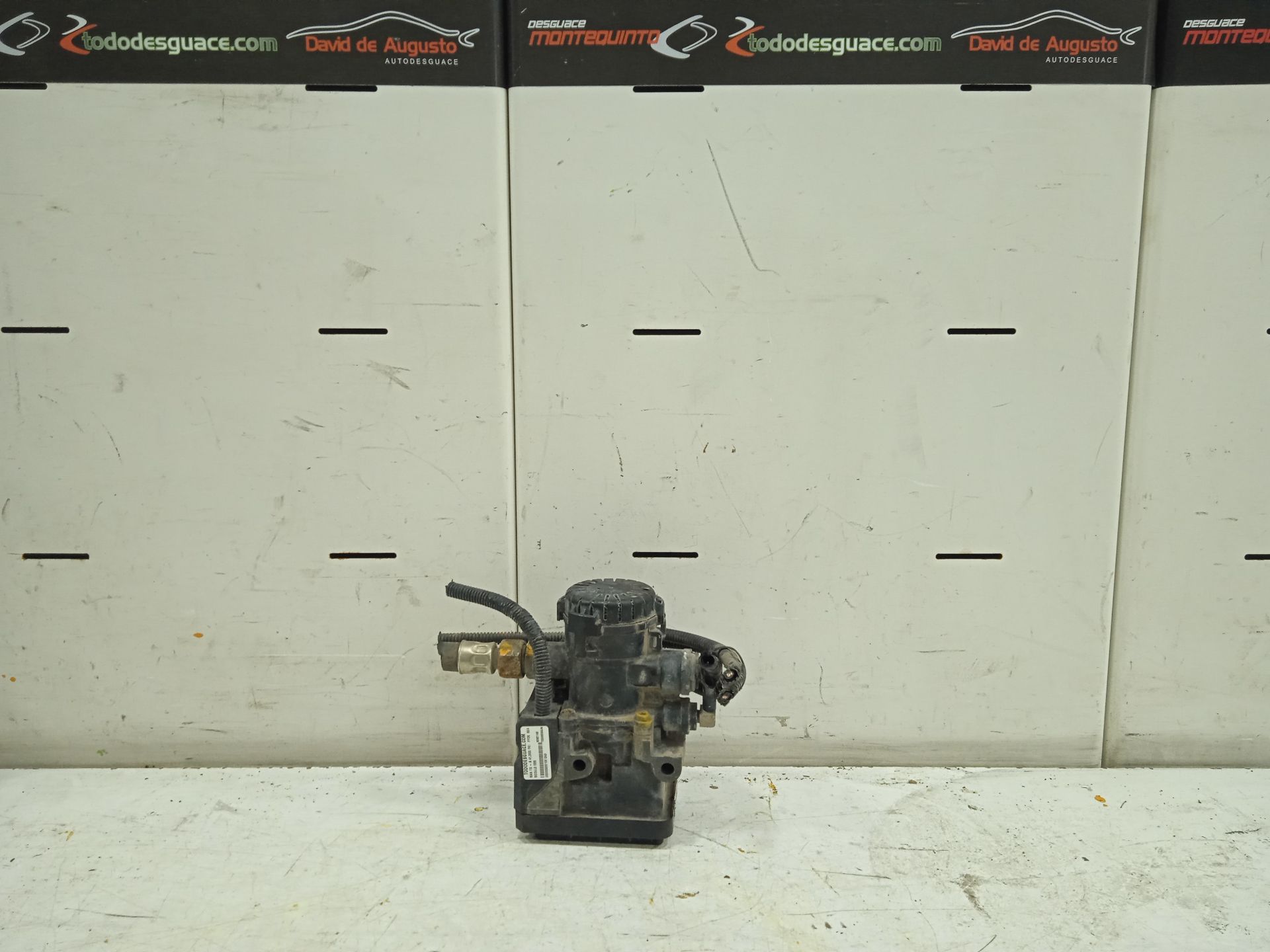 Ferencia visibl man tga 41.xxx (2000) fki   ffdk  8x4  (e3) l