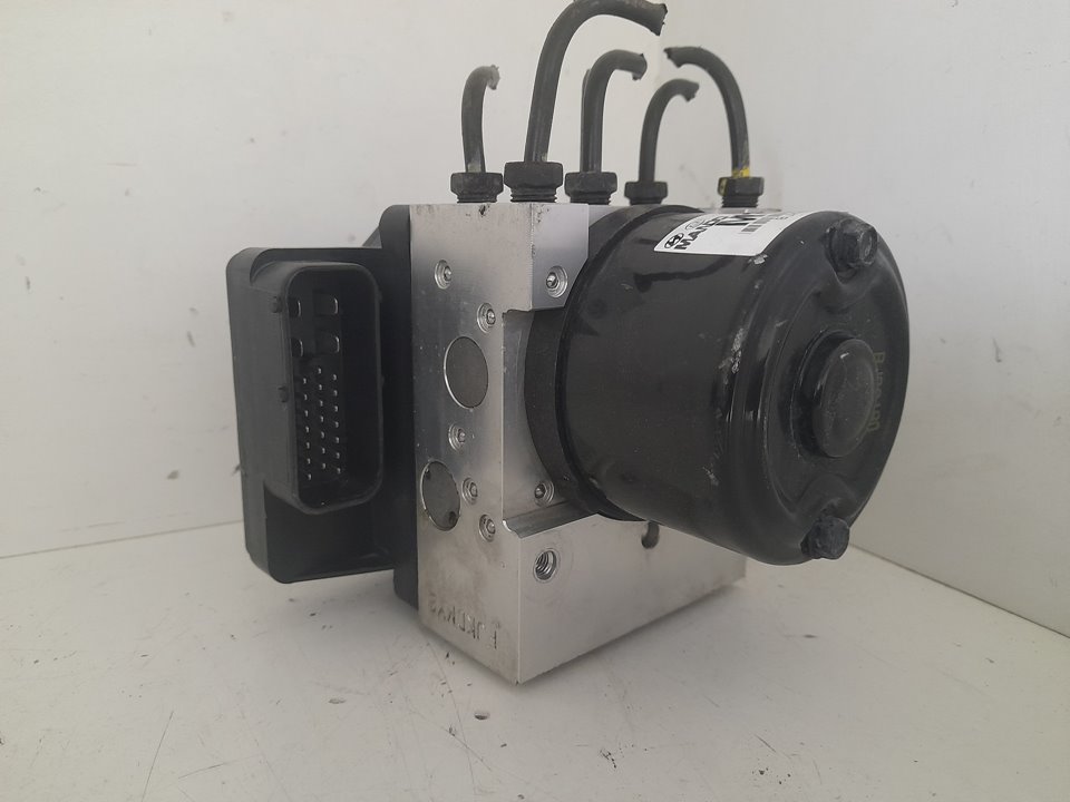 Abs hyundai tucson (jm) 2.0 crdi comfort (4wd)