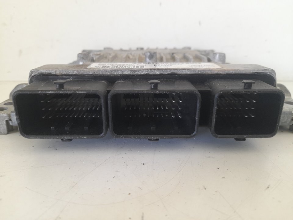 Centralita motor uce ford mondeo sportbreak (ca2) trend (09.2010)