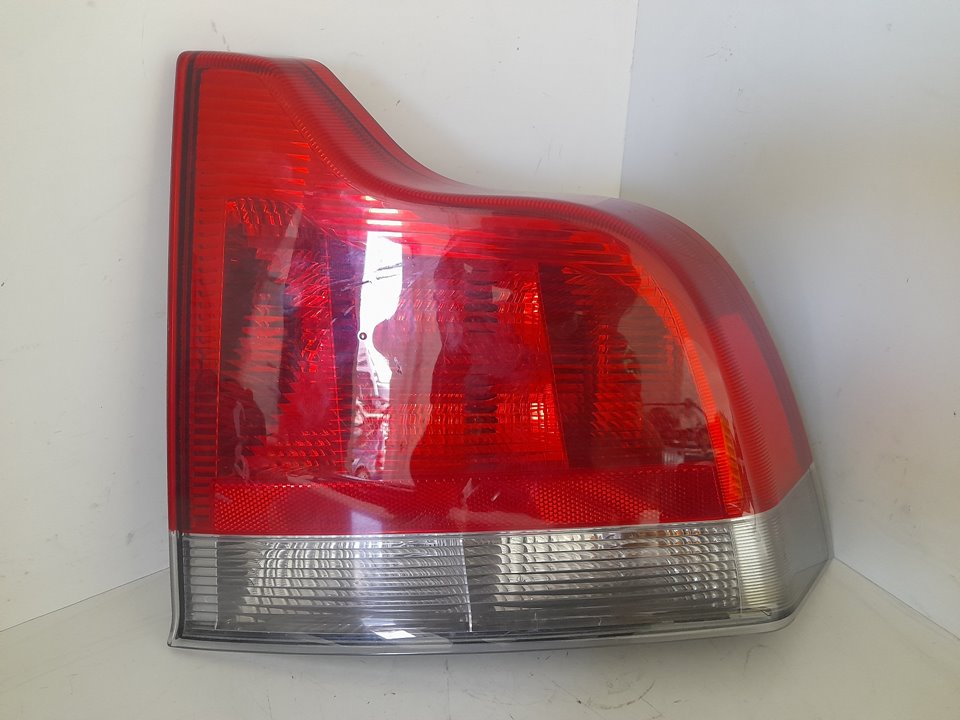 Piloto trasero derecho volvo s60 berlina 2.4  (103kw)