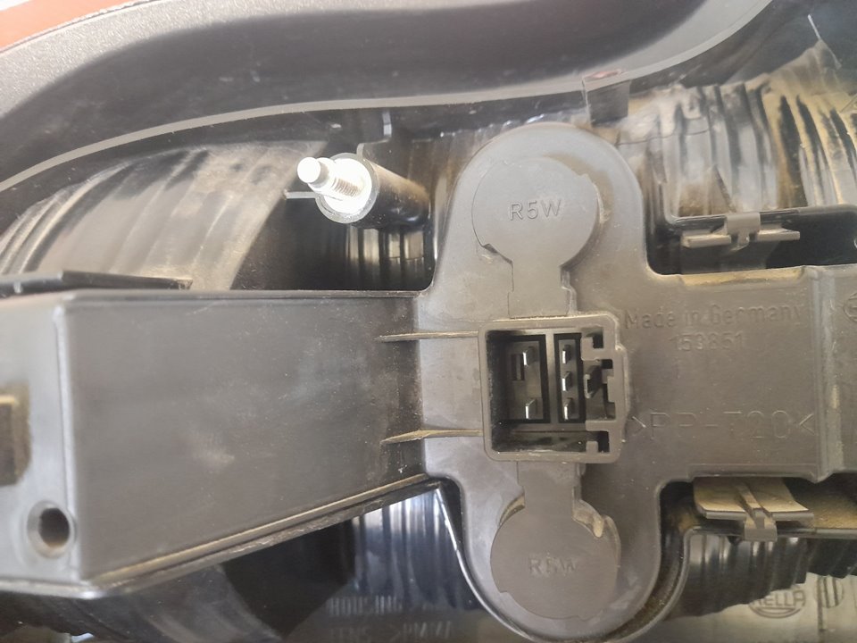 Piloto trasero derecho volvo s60 berlina 2.4  (103kw)