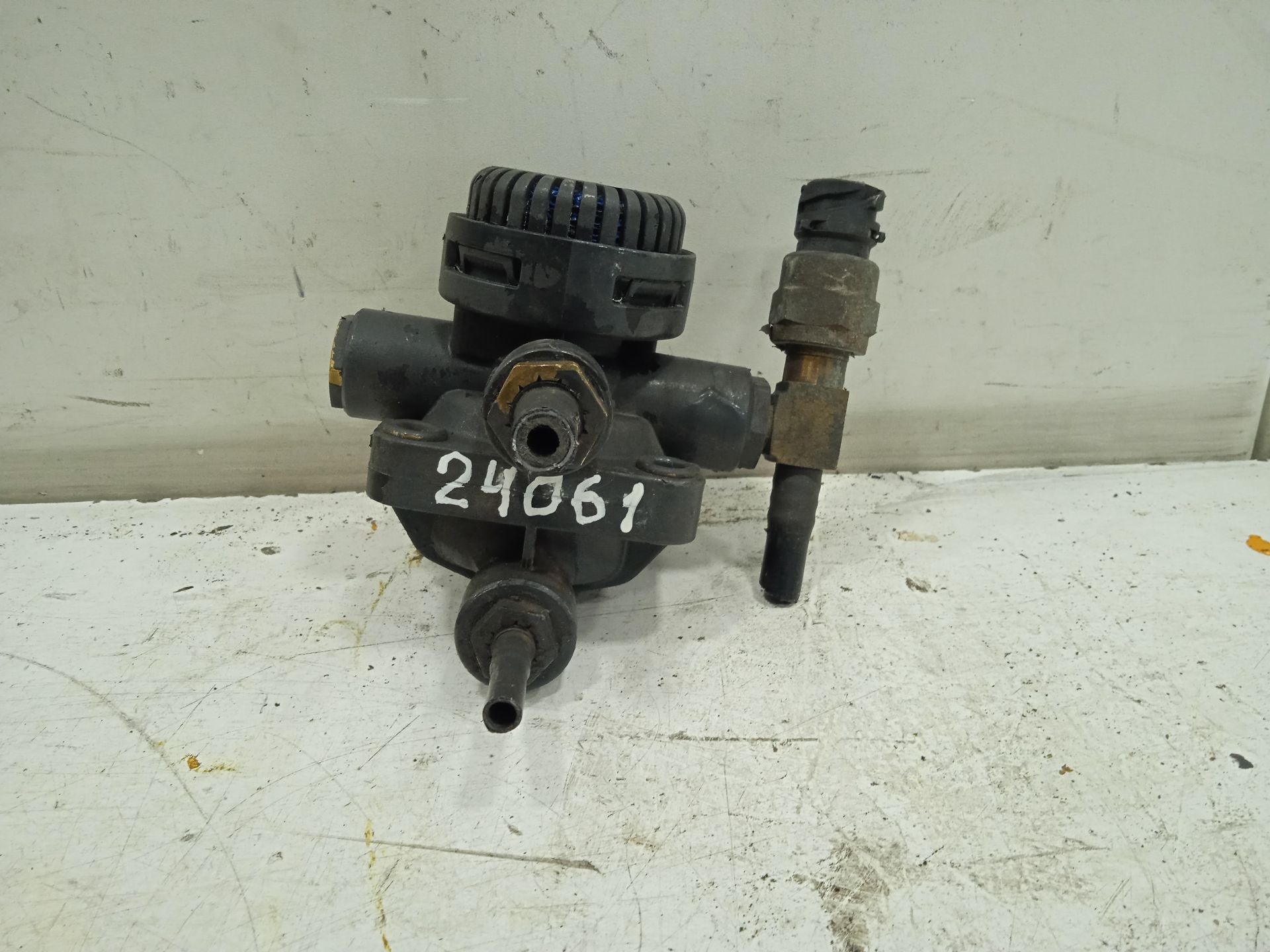 96344                                      973006003 mercedes-benz actros 4 2-ejes bm 963 (2011) 18xx 4x2 szm l bigspace