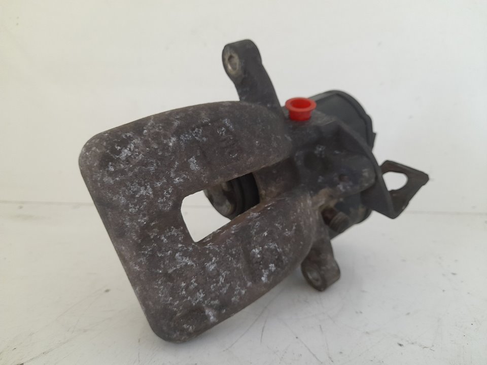 Pinza de freno trasera izquierda volkswagen passat variant (3c5) edition