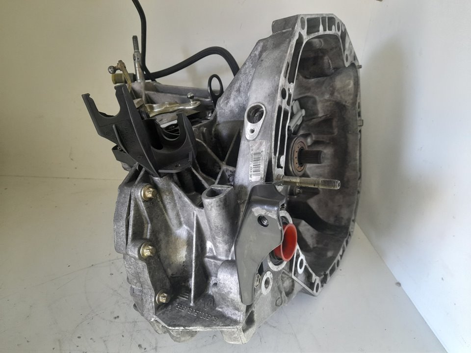 Caja cambios renault clio iii confort expression