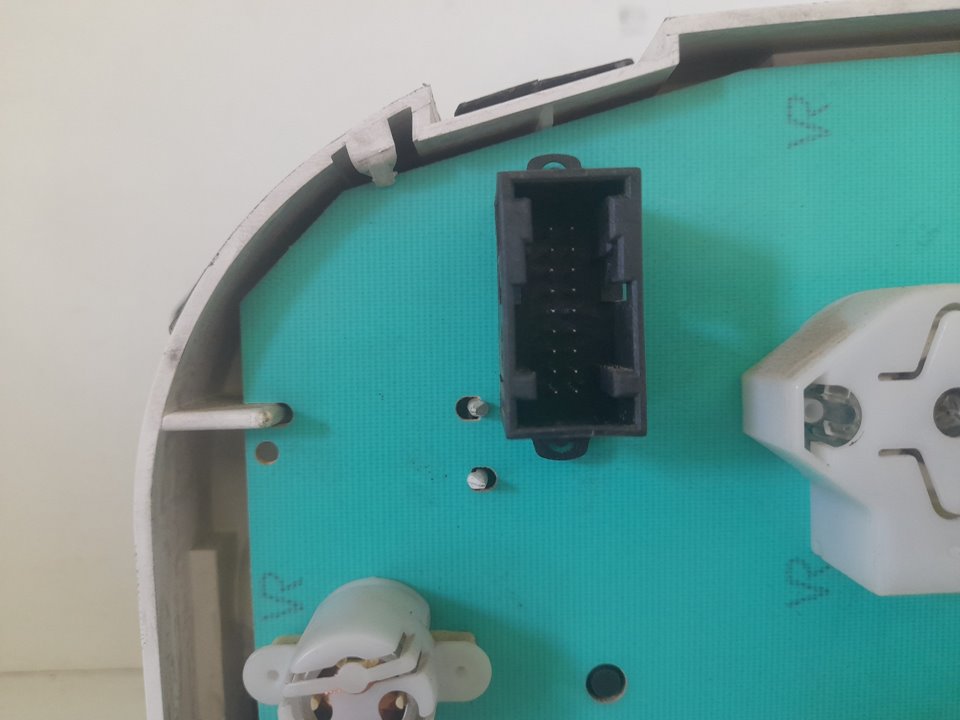 Cuadro instrumentos citroen berlingo 1.9 600 d furg.