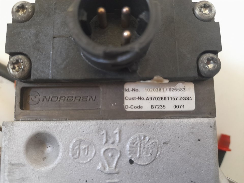 05963 mercedes-benz atego 3-ejes 26 t bm 95024 (1998) 2528  (6x2)       om 906 la l 