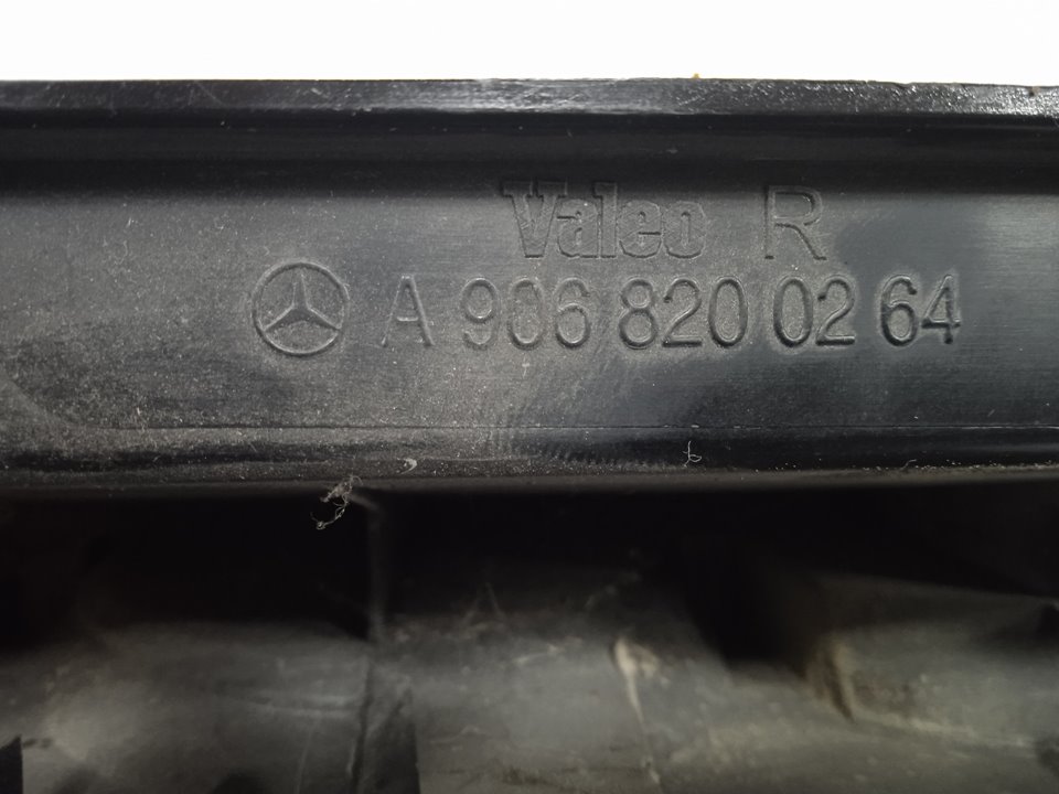 Piloto trasero derecho 210213216 cdi (906.611613)