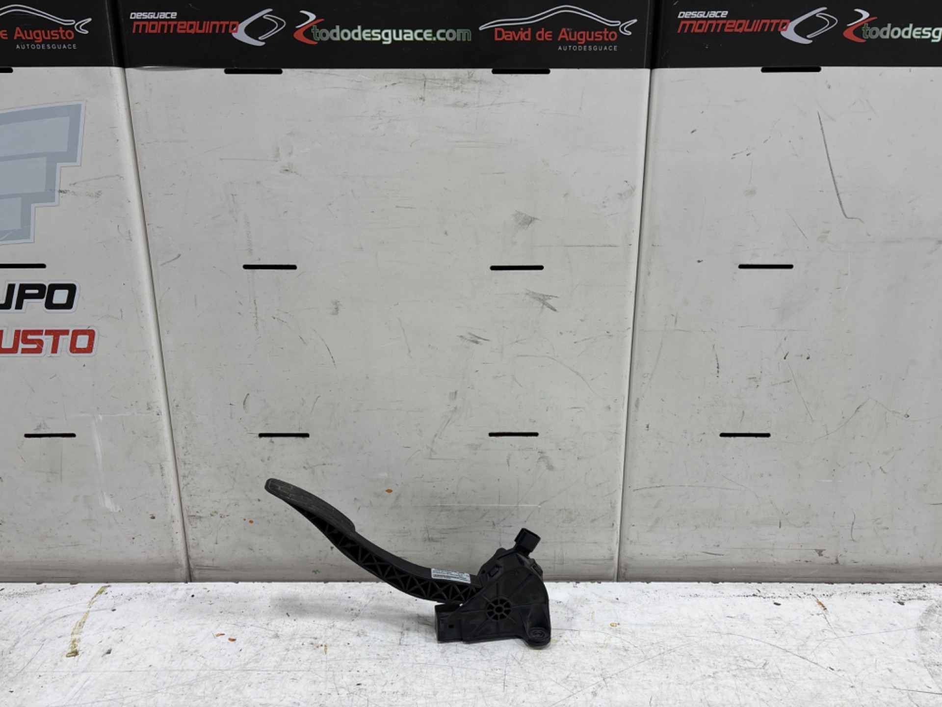 31417 698540 jaguar xe prestige