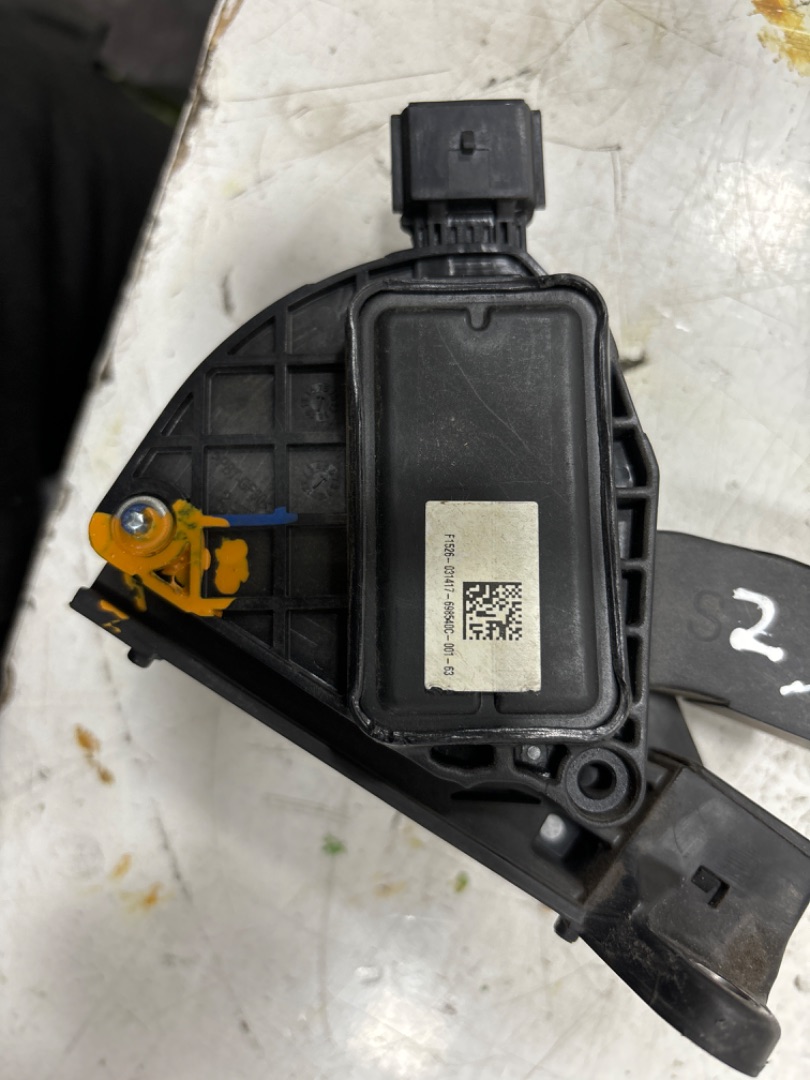 31417 698540 jaguar xe prestige