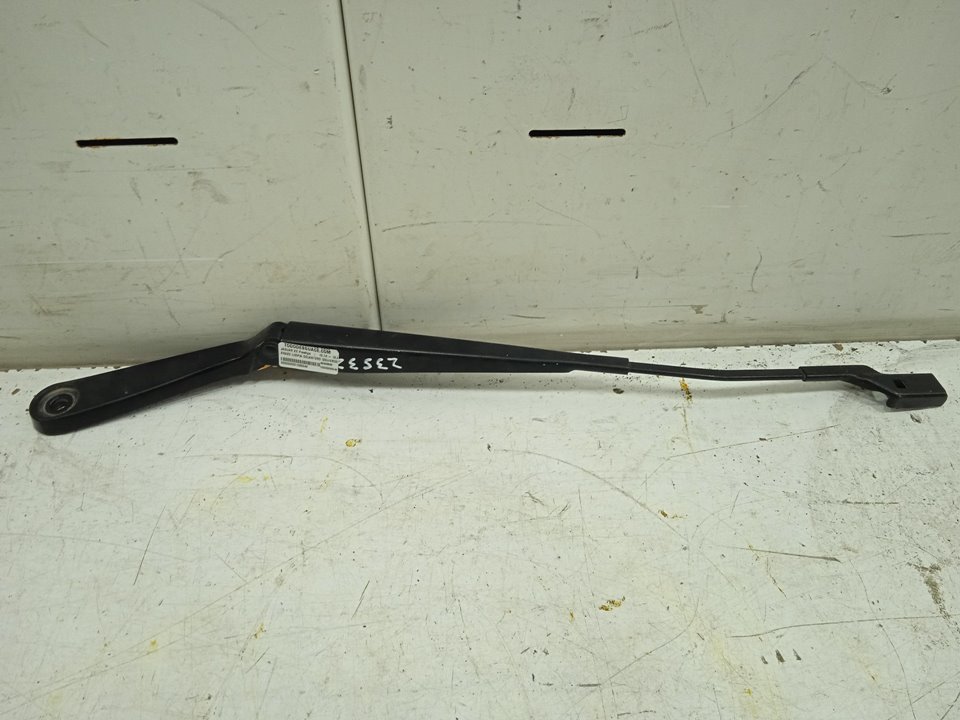 Brazo limpia delantero izquierdo jaguar xe prestige