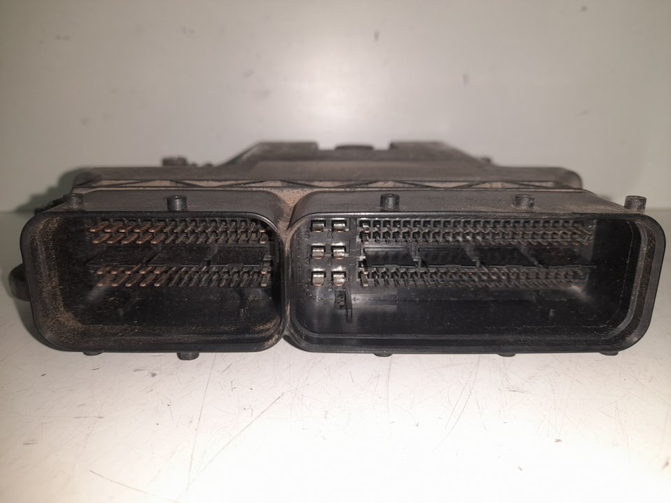 Centralita motor uce iveco  no identificado