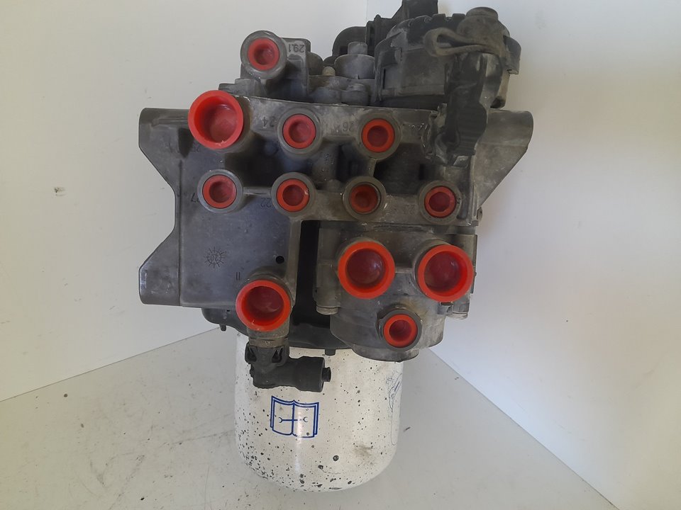 4 volvo  no identificado