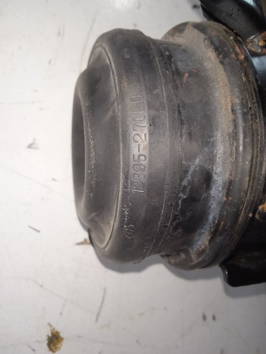 Soporte motor toyota corolla (e12) 2.0 d4d linea luna berlina