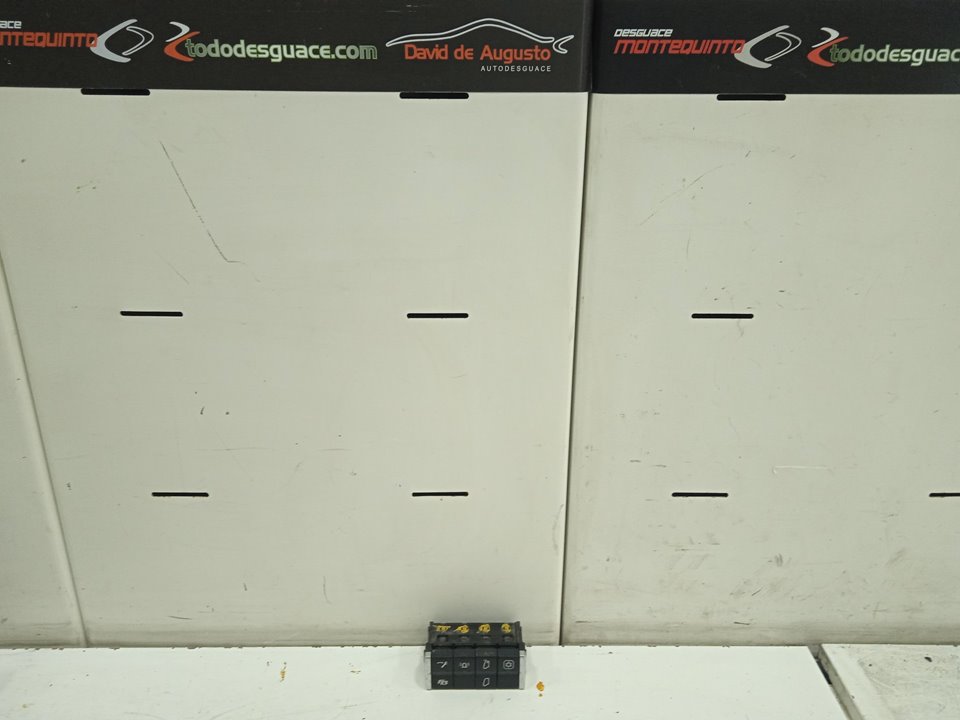 Mando multifuncion mercedes-benz actros 4 2-ejes bm 963 (2011) 18xx 4x2 szm l bigspace