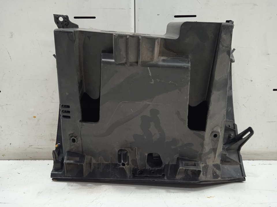 Guantera ford kuga (cbs) business edition 2wd
