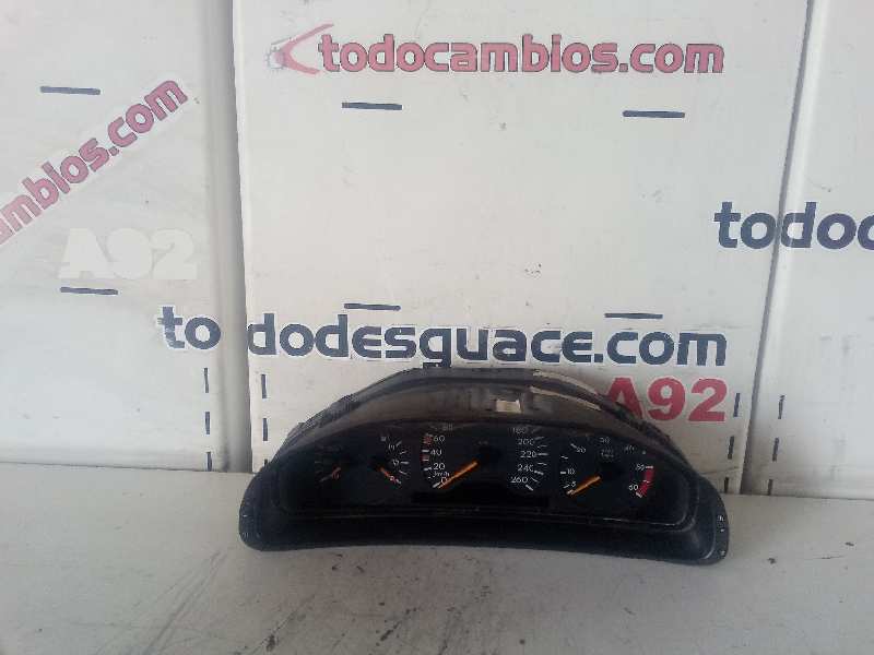 Cuadro instrumentos mercedes-benz clase e (bm 210) berlina 300 diesel (210.020)