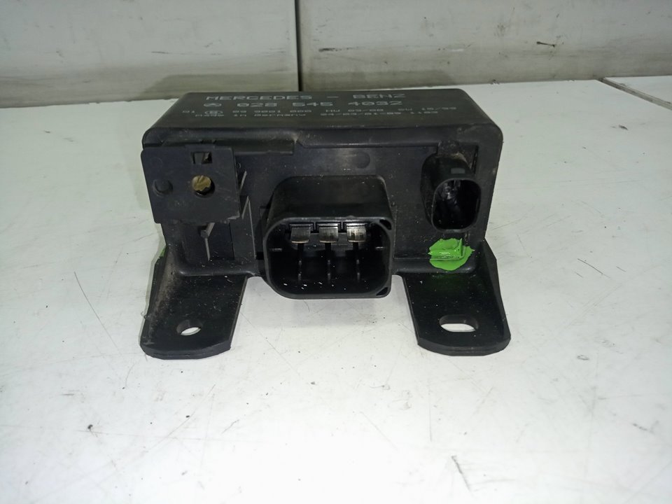Caja precalentamiento mercedes-benz clase ml (bm 163) 270 cdi (163.113)