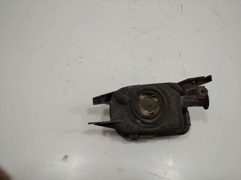Faro antiniebla izquierdo mercedes-benz clase c (bm 203) sportcoupe c 200 compressor (203.745)