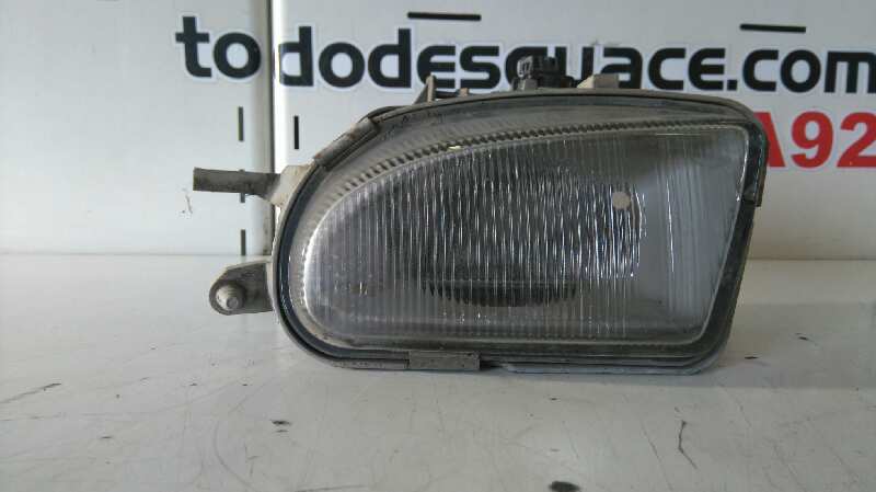 Faro antiniebla izquierdo mercedes-benz clase e (bm 210) berlina 220 cdi (210.006)