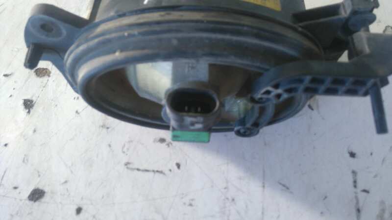 Faro antiniebla derecho mercedes-benz clase a (bm 169) a 180 cdi  aedition