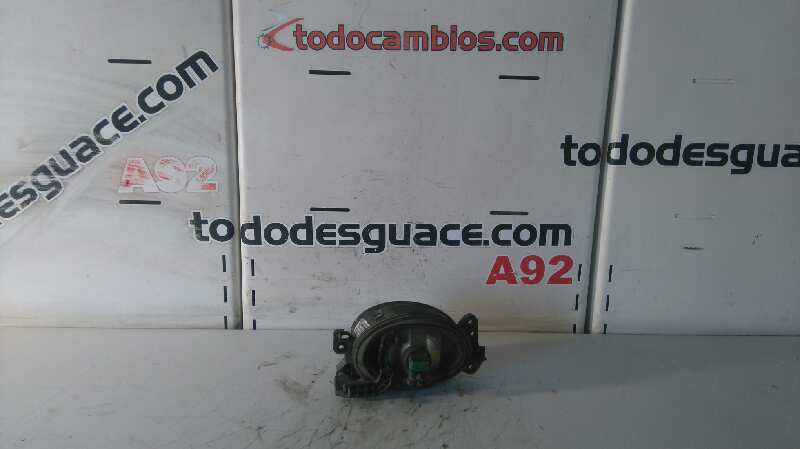 Faro antiniebla derecho mercedes-benz clase a (bm 169) a 180 cdi  aedition