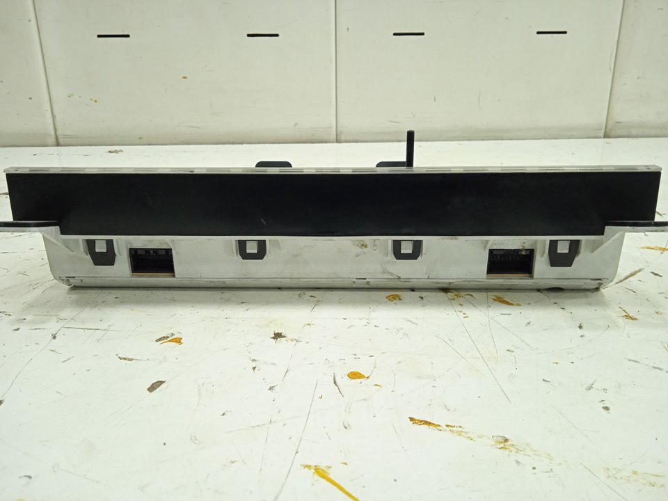 Cuadro instrumentos no identificado