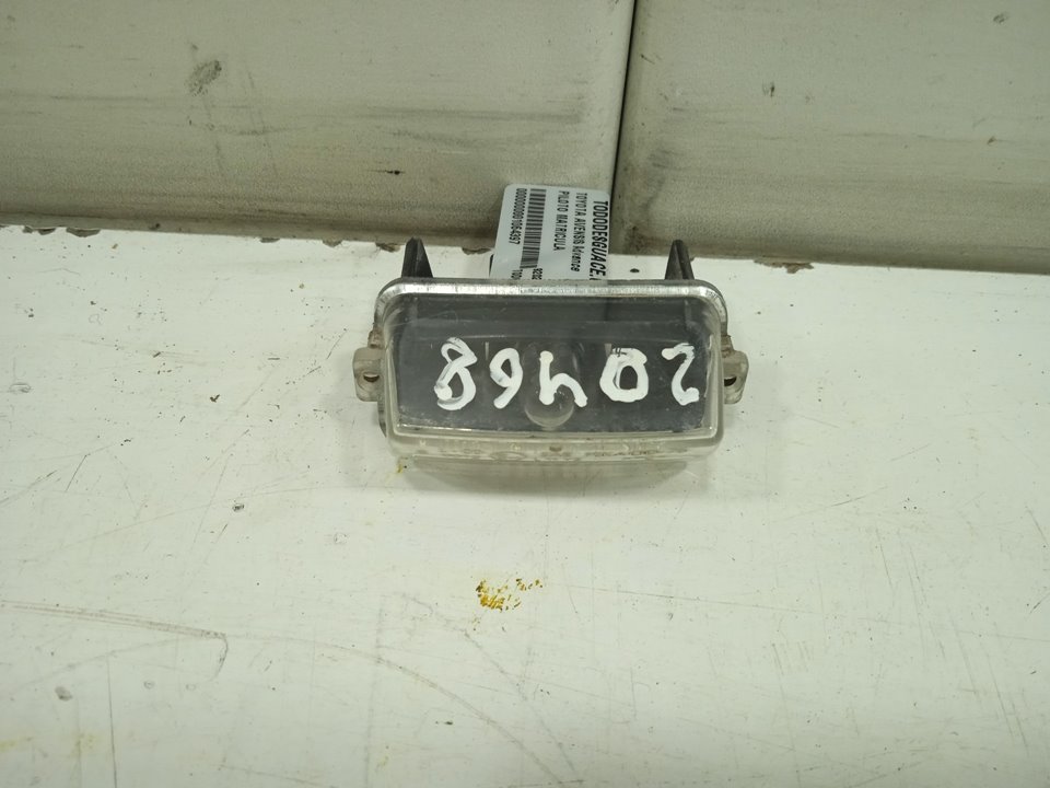 Piloto matricula toyota avensis (t27) advance