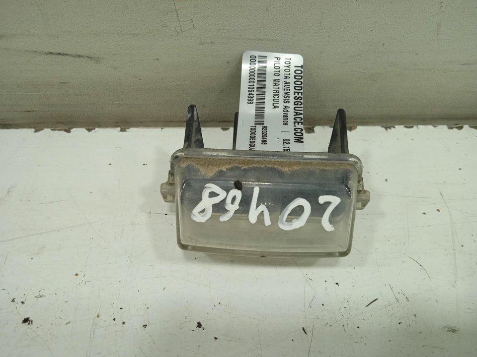 Piloto matricula toyota avensis (t27) advance