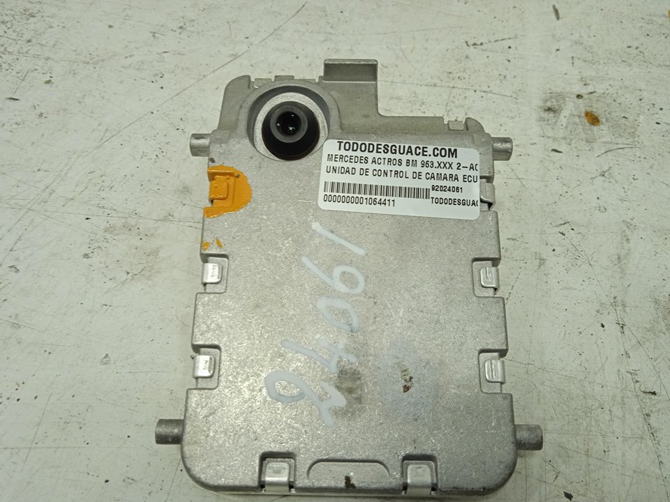 60705                                       00216706003f mercedes-benz actros 4 2-ejes bm 963 (2011) 18xx 4x2 szm l bigspace