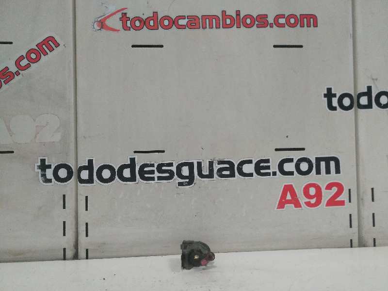  bombin puerta delantera izquierda   nissan micra (k12e) acenta 1.2 cat