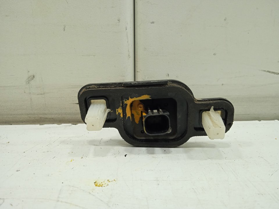 504 toyota avensis (t27) advance