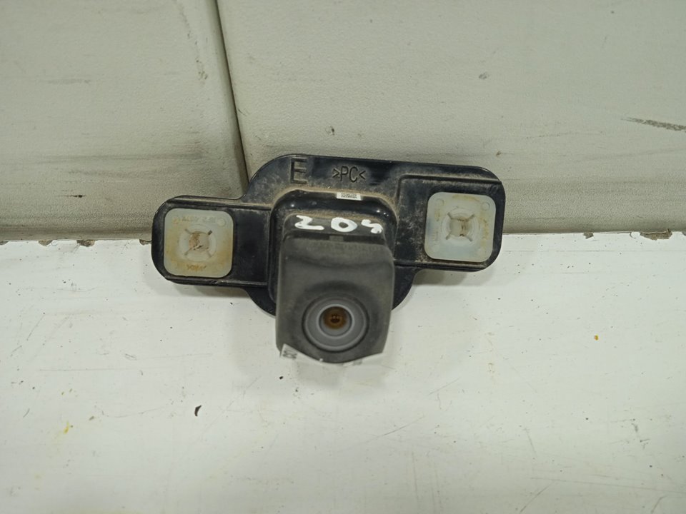 504 toyota avensis (t27) advance