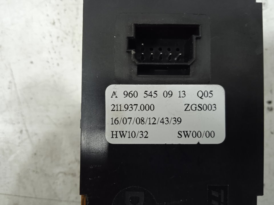 Mando elevalunas delantero izquierdo mercedes-benz actros 4 2-ejes bm 963 (2011) 18xx 4x2 szm l bigspace