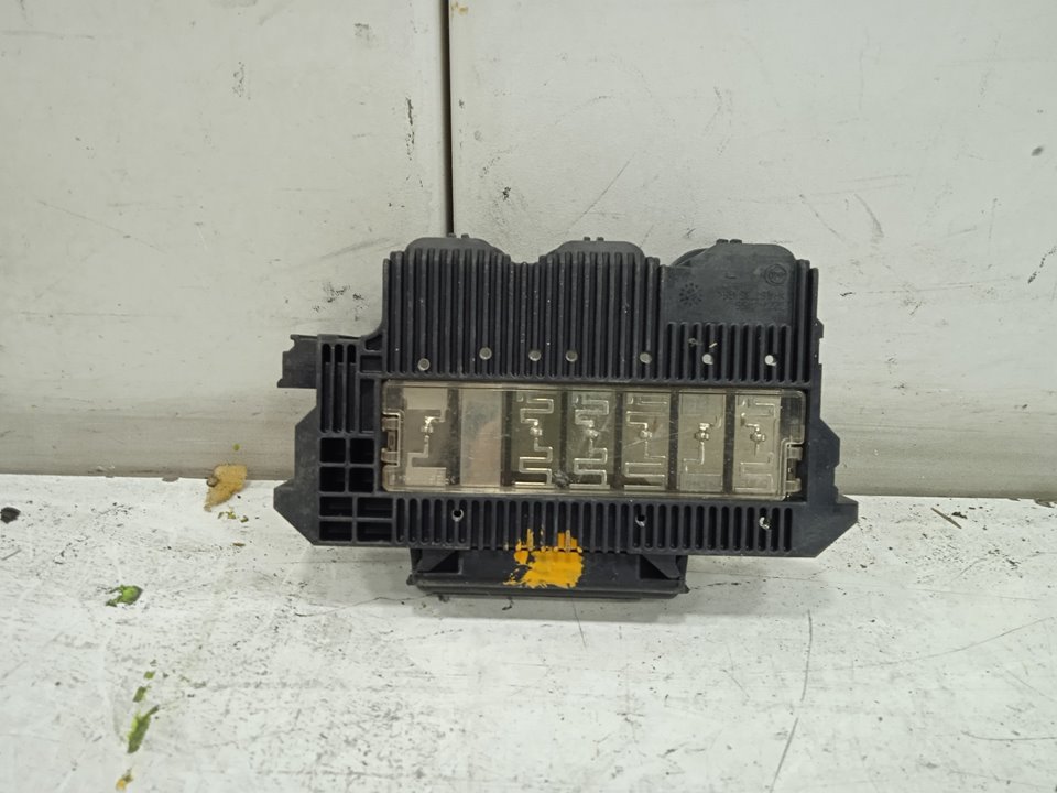 Caja reles / fusibles citroen jumpy 
