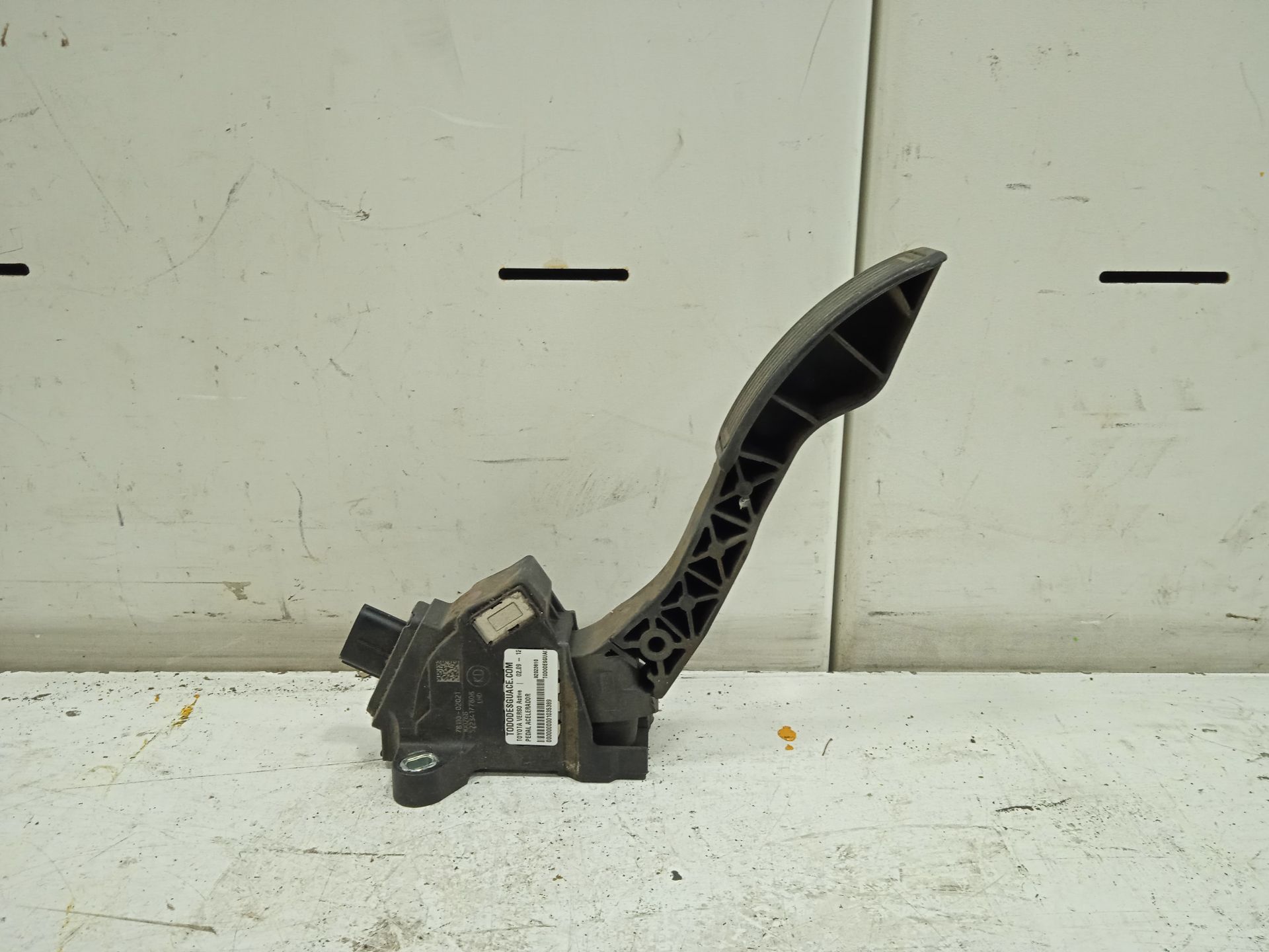Pedal acelerador toyota verso (aur2zgr2) active