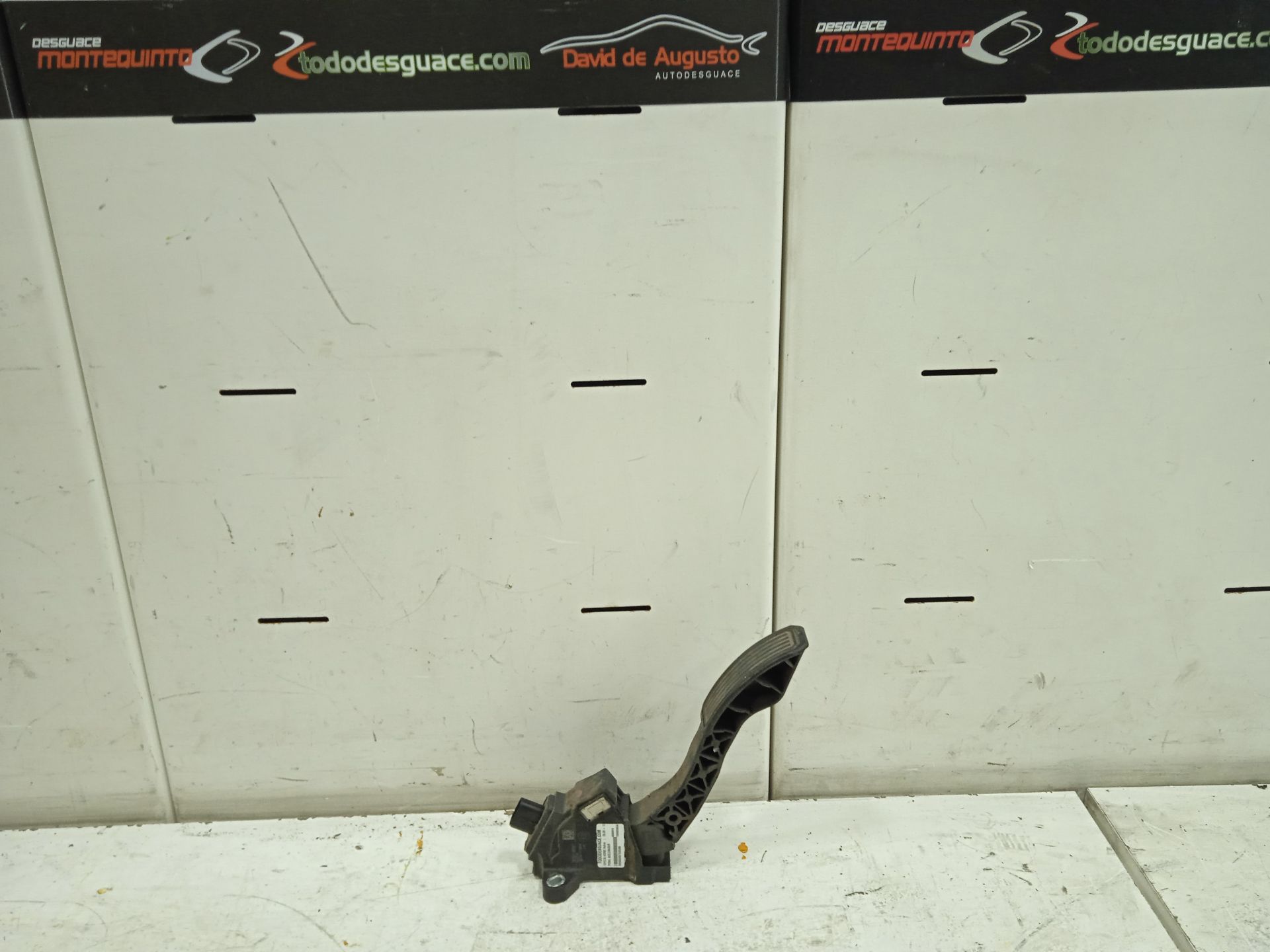 Pedal acelerador toyota verso (aur2zgr2) active