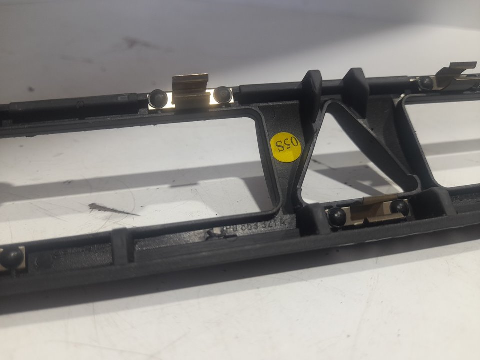 Embellecedor audi a3 (8p1) 2.0 tdi ambiente