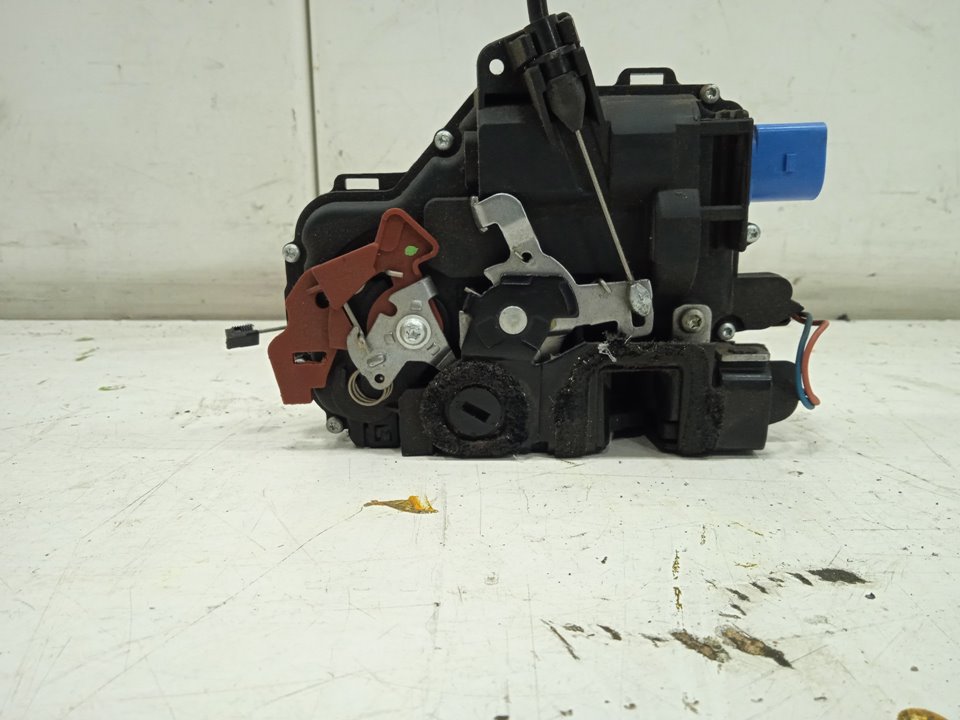 Cerradura puerta trasera izquierda skoda fabia combi (5j5) urban