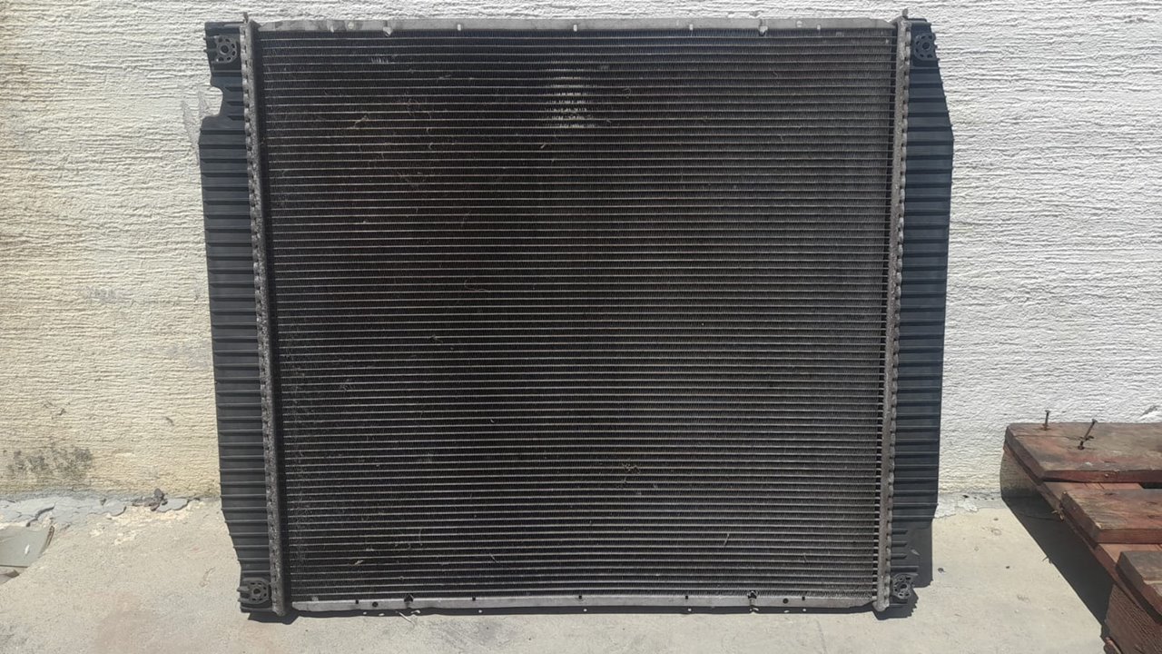 Radiador agua iveco stralis (asat)(2003) 