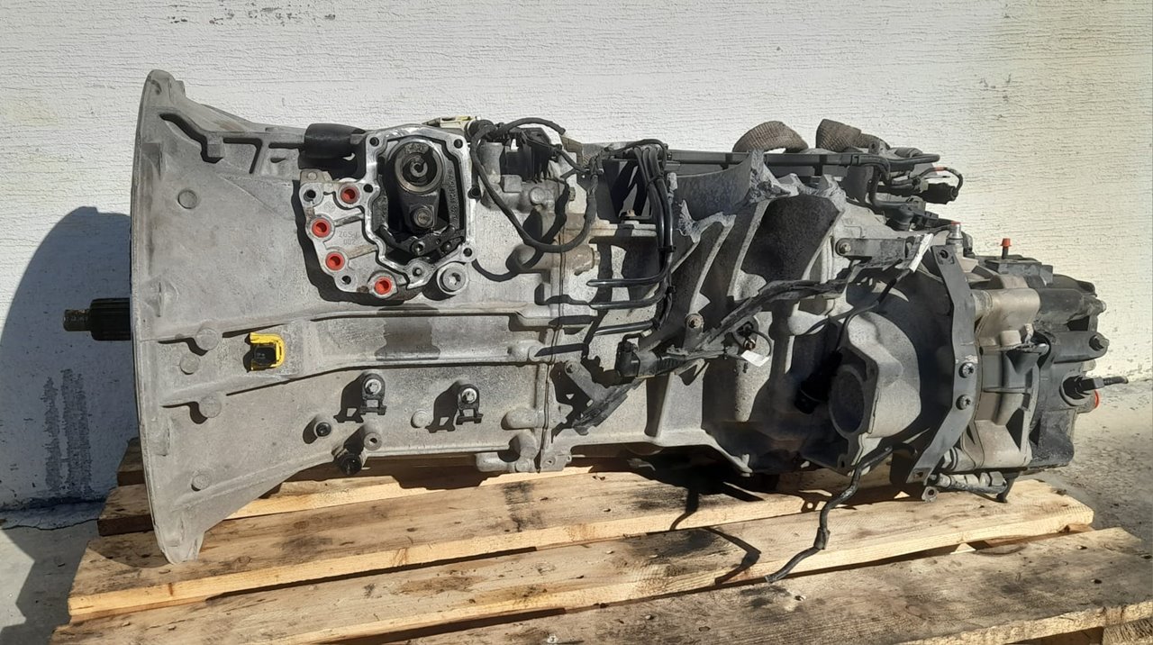 Caja cambios mercedes-benz actros 4 2-ejes bm 963 (2011) 18xx 4x2 szm l bigspace